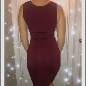 Tight soft burgundy dress ⭐️